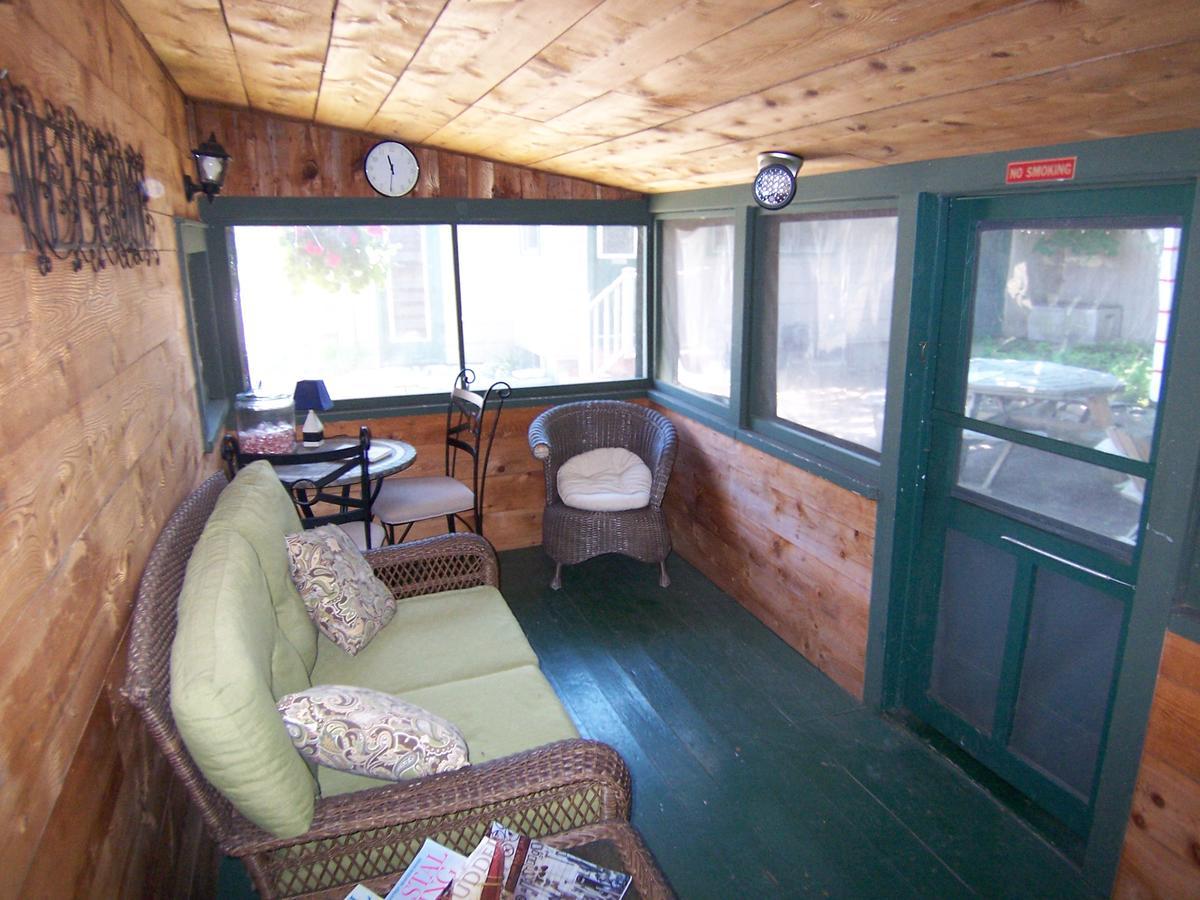 Wooden Boat Inn Клейтон Экстерьер фото
