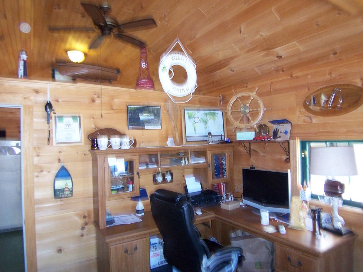 Wooden Boat Inn Клейтон Экстерьер фото